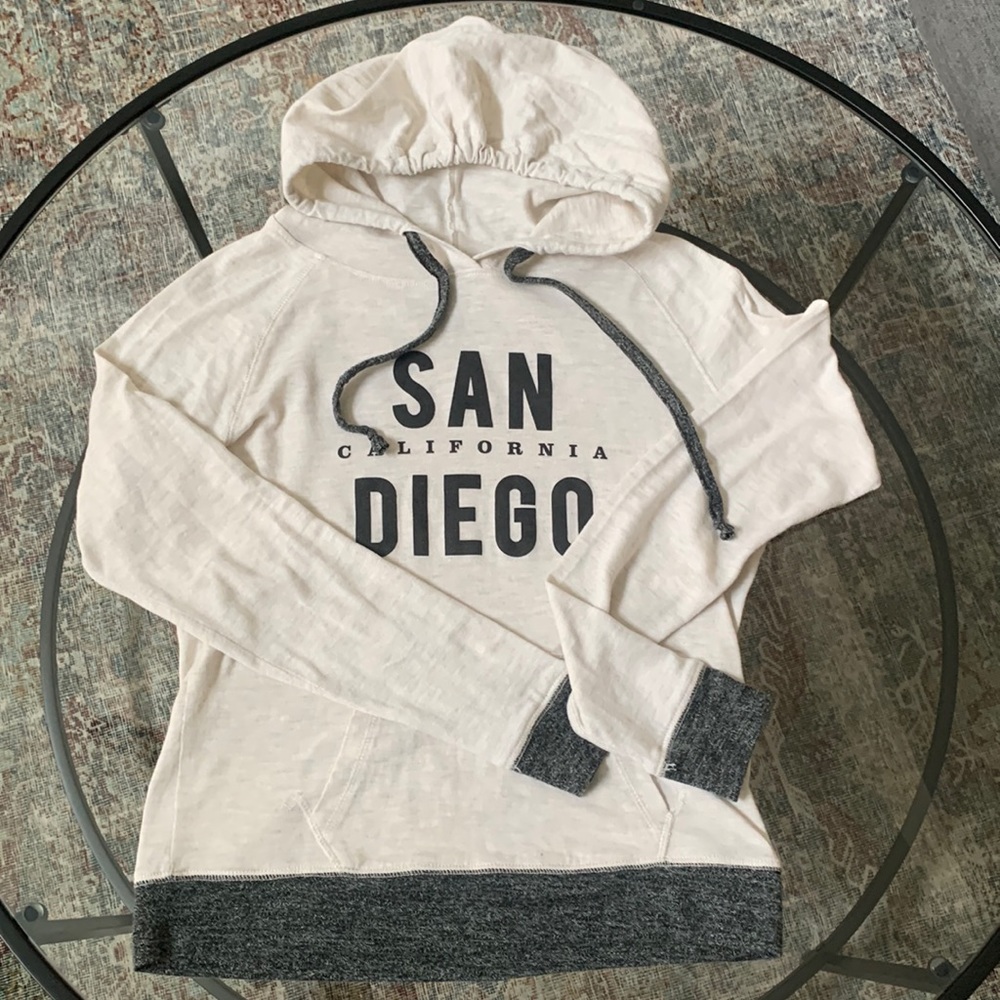 Women’s hoodie